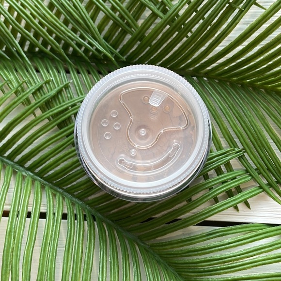 NEW BareMinerals Matte Mineral Foundation - Picture 3 of 13